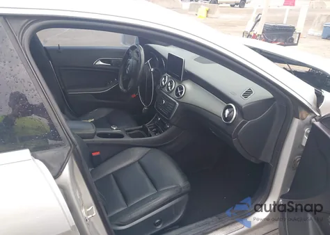 2015 Mercedes-Benz Cla 250 из США, поврежденный, VIN WDDSJ4EB3FN246727